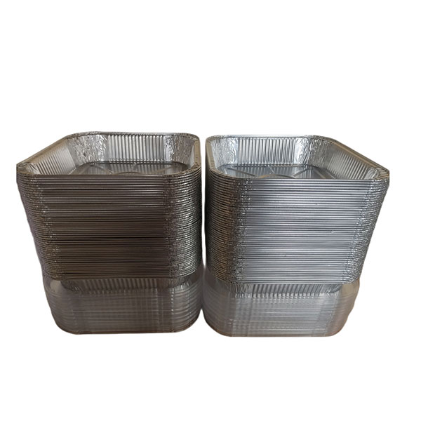 kwadratowe tace z folii 3